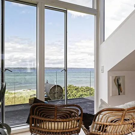 Art And Panoramic View At Trelde Naes Fredericia